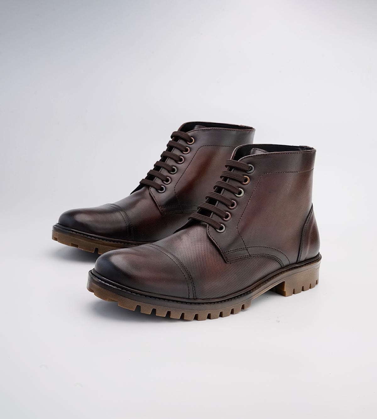 Toe Cap Boot Mid Print - Image 2