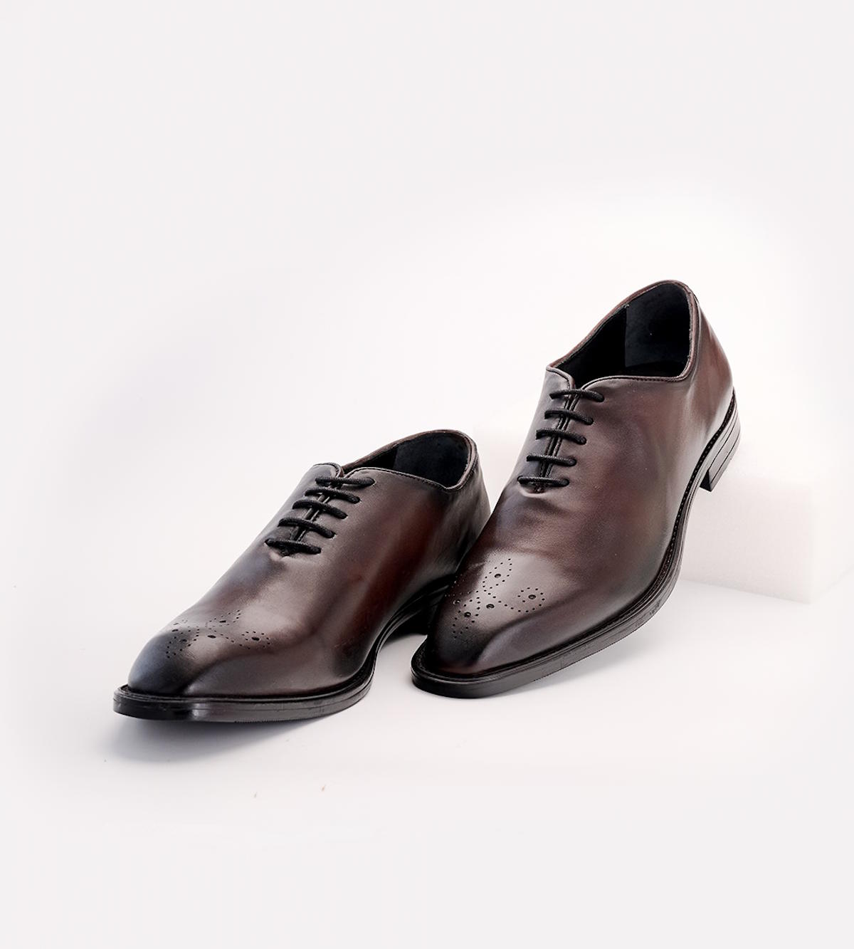 Flower Wholecut Oxford Brown